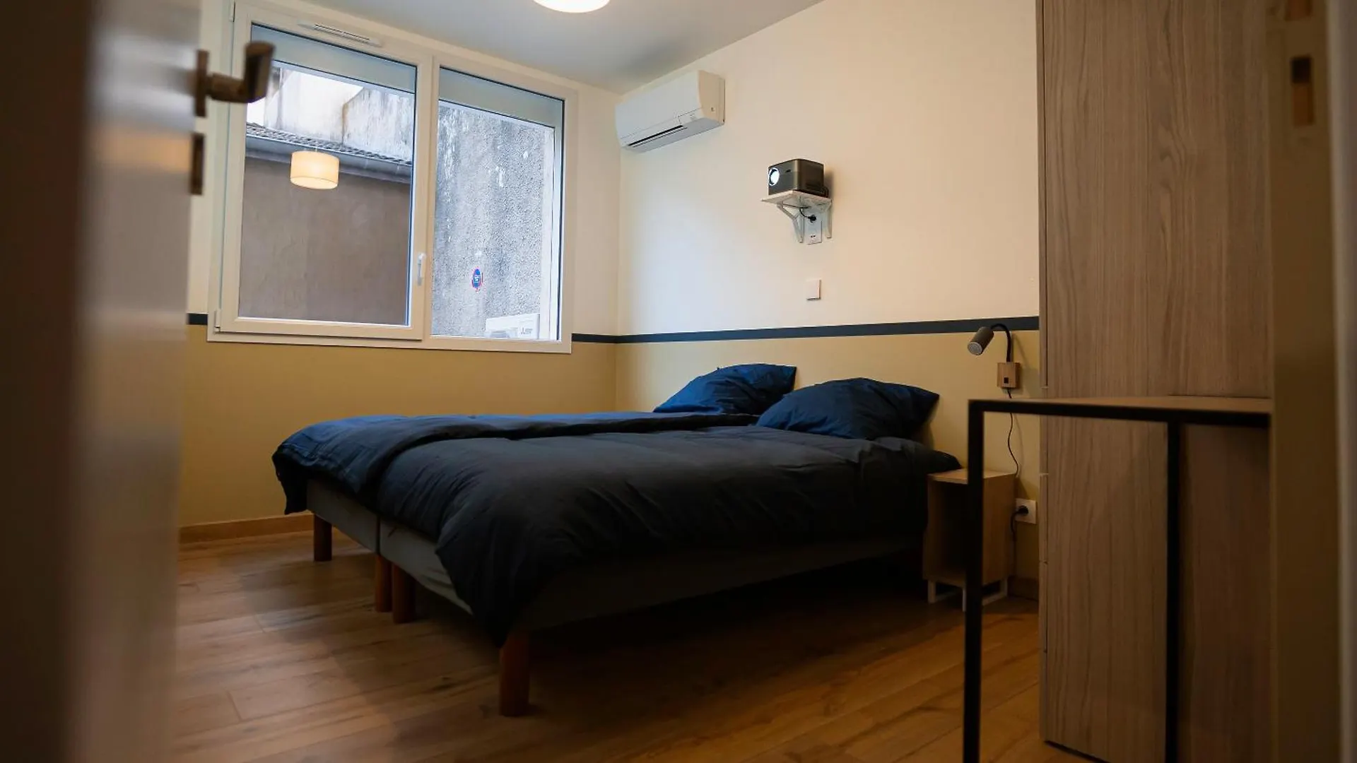 Au Coeur De Valence - Parking Gratuit Apartment